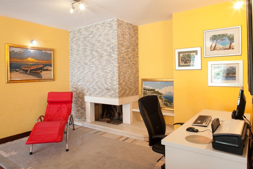Apartments Tino Makarska Room photo